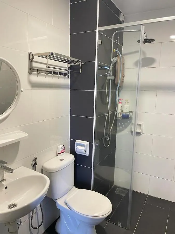 R&C Guesthouse ايبوه