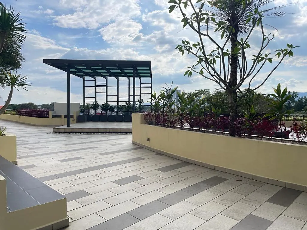 R&C Guesthouse Ipoh 0*,